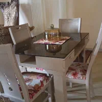 میز ناهارخوری ۴ نفره