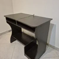 میز کامپیوتر و جاکفشی