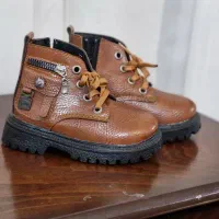 کفش بوت سایز ۲۳|کفش و لباس بچه|مشهد, شاهد (شهرک غرب)|دیوار