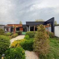 ویلاباغ750 متری/باصفا+تاپ لوکیشن سرخاب+تهراندشت