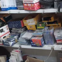 ابزار الات و رنگ و پیچ مهره