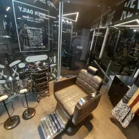 جذب نیروی کار در لاین ارایشگری مجموعه ورزشی پیک