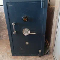 گاوصندوق بزرگ