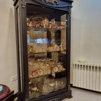 ویترین چوبی در حد نو
