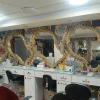 ۴ عدد اینه به همراه میز|آرایشگاه و سالنهای زیبایی|قرچک, زیبا شهر|دیوار