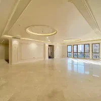 خیابان هدایت ۳۳۰ متر ۲ ساله کلید نخورده/فول مشاعات