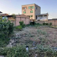 زمین مسکونی به همراه سوله آجری