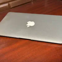 مک بوک ایر در حد آکبند