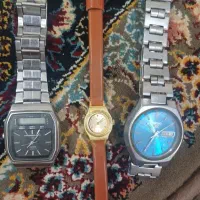 سه عدد ساعت قدیمی