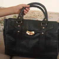 کیف زنانه و بچه گانه و کوله پشتی مدرسه ای|کیف، کفش، کمربند|سنگر, |دیوار