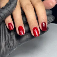 مدل برای کاشت ناخن