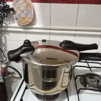 زودپز نیولایف 6 لیتری سالم