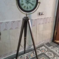 ساعت سه پایع