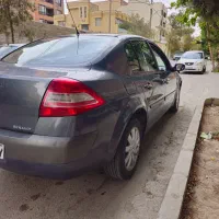 مگان ۲۰۰۰ اتومات|خودرو سواری و وانت|اصفهان, کوی امیریه|دیوار