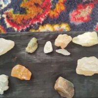 چند عدد سنگ عقیق|کلکسیون اشیاء عتیقه|کوراییم, |دیوار