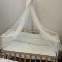 تخت کنار مادری