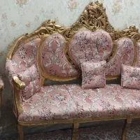 مبلمان سلطنتی طلایی