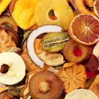 فروش انواع میوه خشک و حبه میوه