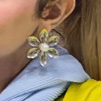 گوشواره گل رنگ ثابت|بدلیجات|رشت, بازار|دیوار