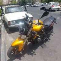 بنلی ۳۰۰ مدل۱۴۰۲