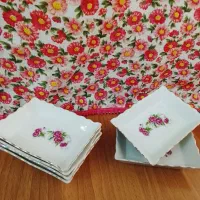 مربا خوری  و زیر سیگاری