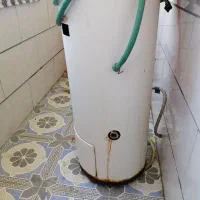 آبگرمکن ایستاده
