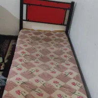 تختخواب یک نفره