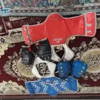 هوگو کاراته ودستکش بوکس|تجهیزات ورزشی|اهواز, کمپلو جنوبی|دیوار