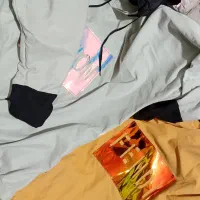 هودی|لباس|آمل, |دیوار