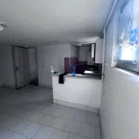 اجاره تجاری مسکونی طبقه اول در اول جماران|اجارهٔ آپارتمان|رشت, کوی فکوری|دیوار