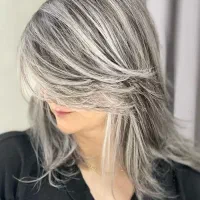 خدمات اصلاح صورت اصلاح ابرو رنگ و لایت|خدمات آرایشگری و زیبایی|اصفهان, خرم|دیوار