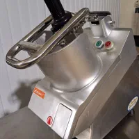 اسلایسر صنعتی سه تیغه در حد نو