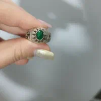 انگشتر و مدال زمرد پنجشیر