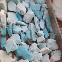 فیروزه راف . عجمی‌.تیزبری و تراشیده شده