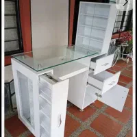 میز آرایش ، کار