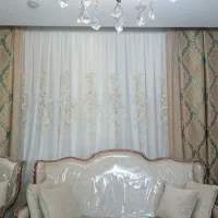 پرده به همراه والان