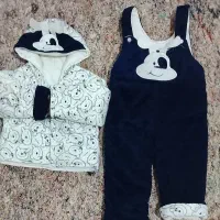 تعدادی لباس نوزاد به قیمت