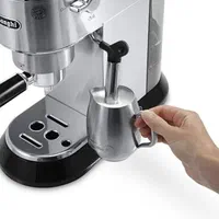 اسپرسوساز قهوه ساز دلونگی ایتالیا اصل آکبند نو|سماور، چایساز، قهوهساز|نیشابور, هفده شهریور|دیوار