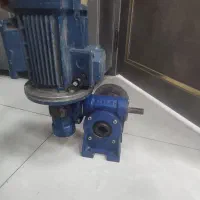 موتور گیربکس دار|ماشین‌آلات صنعتی|خرم‌آباد, |دیوار