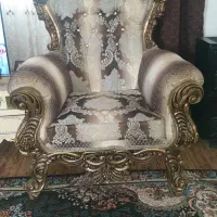 مبل سلطنتی 9نفره همراه با میز نهار خوری 4نفره