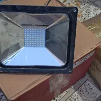 پرژکتور ۱۰۰وات التون رای|لامپ و چراغ|محمدشهر, همایون ویلا|دیوار