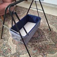 گهواره کودک|تخت و صندلی بچه|مشهد, نرگس (شهرک غرب)|دیوار