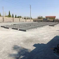 کارگر بلوک زن نیازمندم