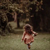 استخدام غیر حضوری آقاو خانوم