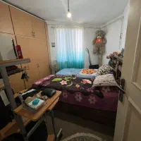 تخت و میزآرایش مناسب مجرد