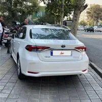 کرولا ۱۸۰۰ هیبرید با پلاک|خودرو سواری و وانت|تهران, عباسآباد|دیوار