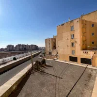 80-متر-دوخواب-بالکن-دار-قابل-تهاتر-با-خودرو
