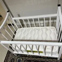 تخت نوزاد|تخت و صندلی بچه|ساوه, |دیوار