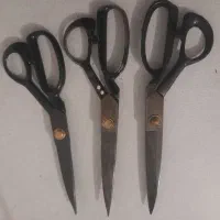 سه عدد قیچی دستی خیاطی