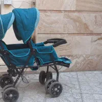کالسکه دو قلو